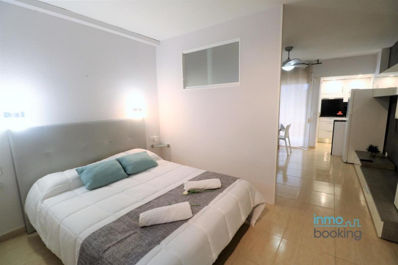 Apartamento Loft Alboran Salou, climatizado, piscina y wifi Exterior foto